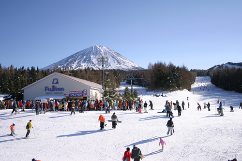Paket Tour Wisata Ke Jepang Tokyo Fuji Hakone Winter Fujiten Ski Resort